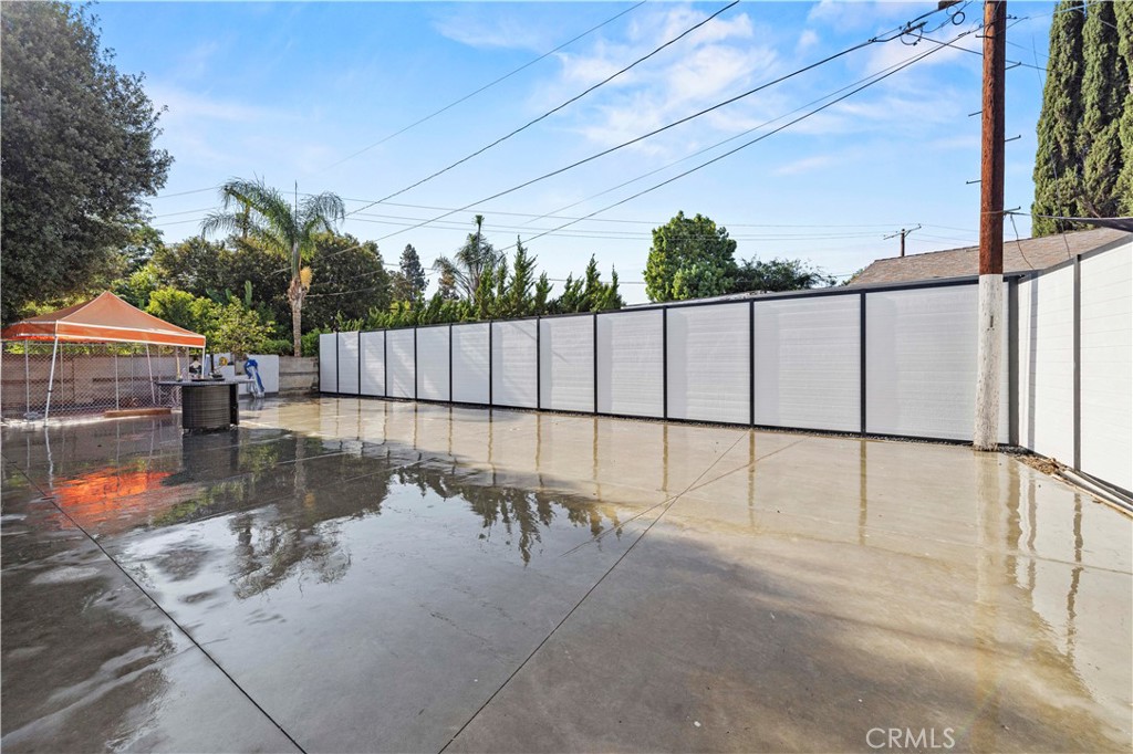 18229 Strathern Street Reseda, CA 91335 - Photo 25 of 27