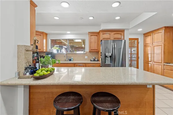 $849,999 | 18229 Strathern Street, Reseda, CA 91335