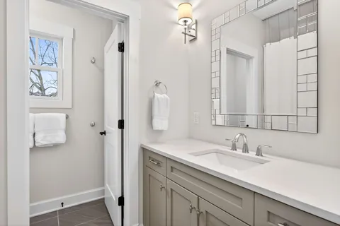 $1,275,000 | 4111 Lone Oak Road, Unit B, Nashville, TN 37215