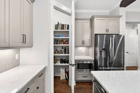 $1,275,000 | 4111 Lone Oak Road, Unit B, Nashville, TN 37215