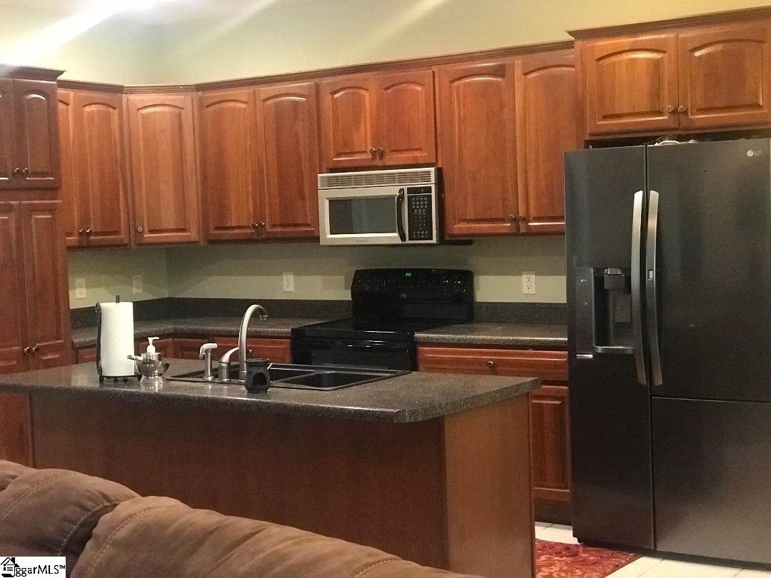 372 Deer Creek Road Easley, SC 29640 - Photo 7 of 36