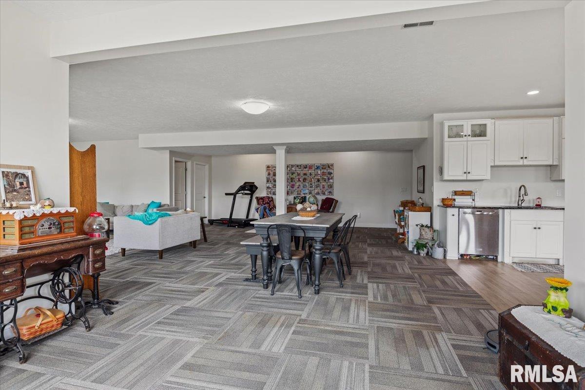 1070 Nine Rock Road Sherman, IL 62684 - Photo 49 of 80 Gallery Image 49