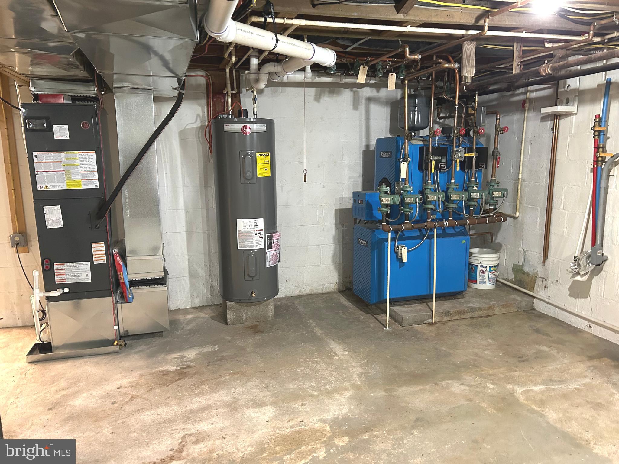 2244 Old Washington Road Westminster, MD 21157 - Photo 49 of 60 a view of a storage room