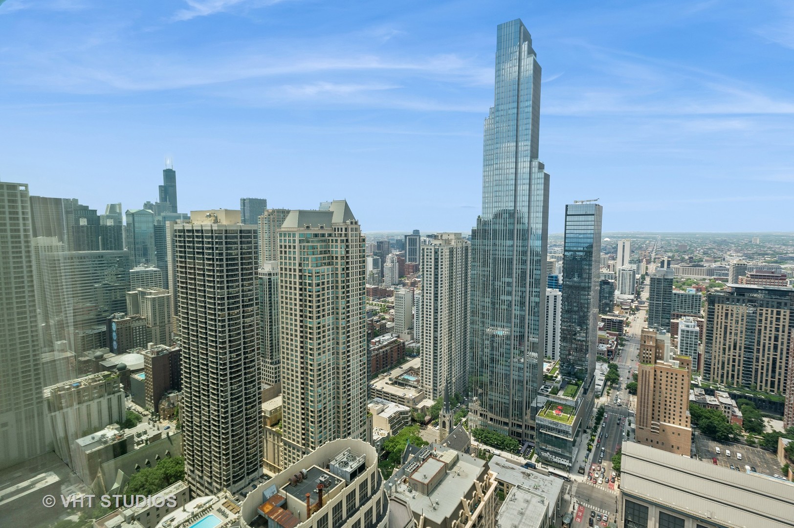 800 North Michigan Avenue, Unit 4702 Chicago, IL 60611 - Photo 29 of 31 a view of a city with tall buildings