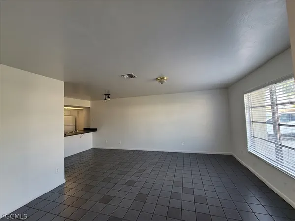$1,450 | 931 Southeast 23rd Place, Cape Coral, FL 33990