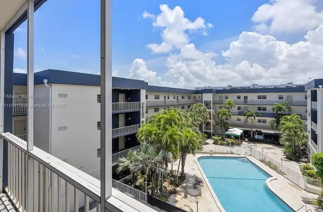 $480,000 | 16750 Northeast 10th Avenue, Unit 201 317, North Miami Beach, FL 33162