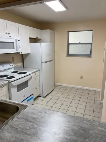 $480,000 | 16750 Northeast 10th Avenue, Unit 201 317, North Miami Beach, FL 33162