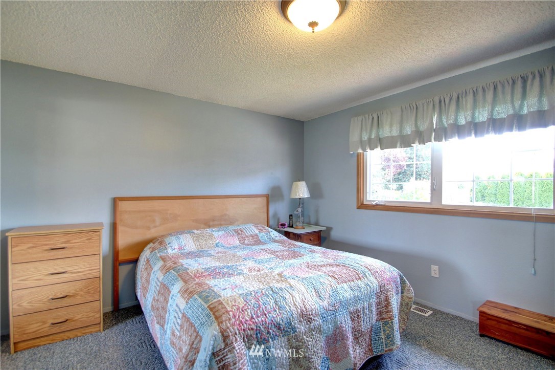 17157 Bennett Road Mount Vernon, WA 98273 - Photo 14 of 25