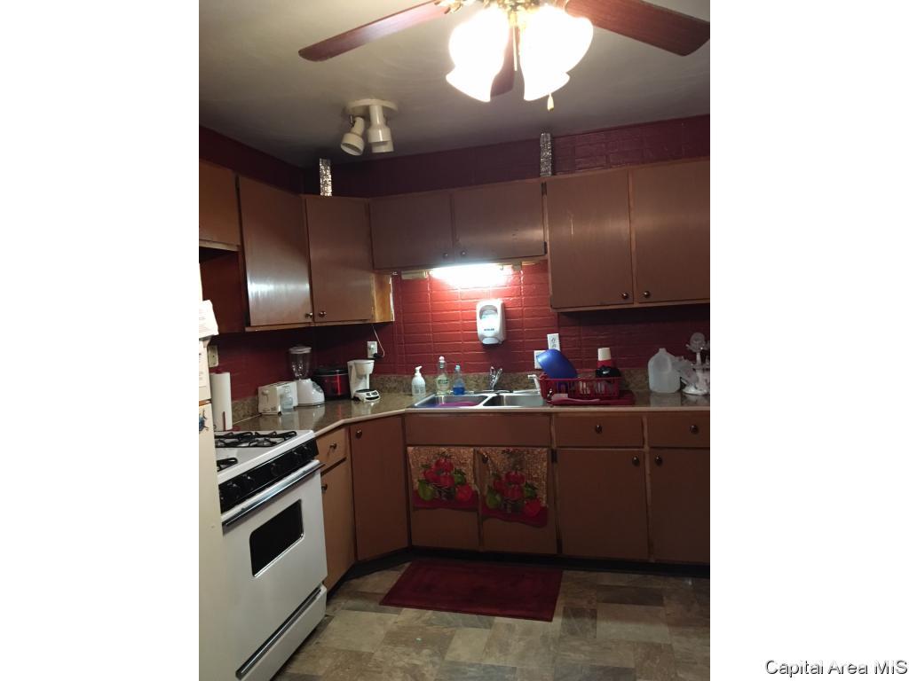 1532 South 16th Street Springfield, IL 62703 - Photo 2 of 7