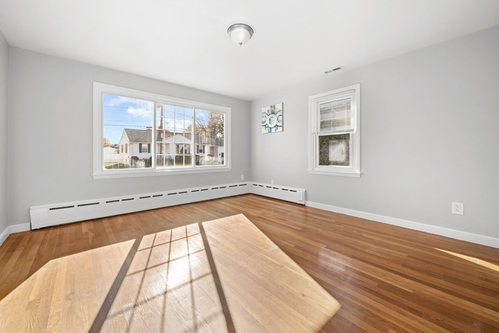 31 Ancona Road Worcester, MA 01604 - Photo 17 of 29 Gallery Image 17