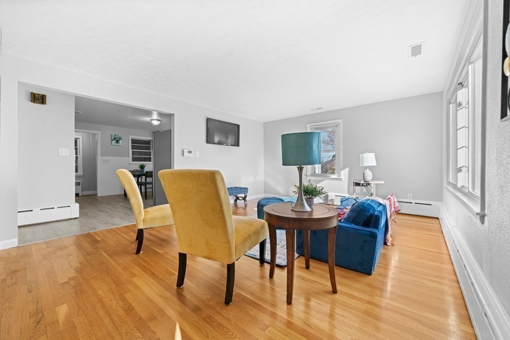 31 Ancona Road Worcester, MA 01604 - Photo 9 of 29 Gallery Image 9