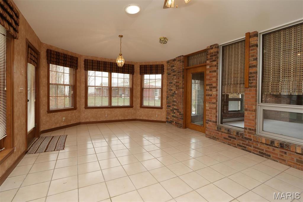 8032 Blue Mound Drive St. Rose, IL 62230 - Photo 37 of 53