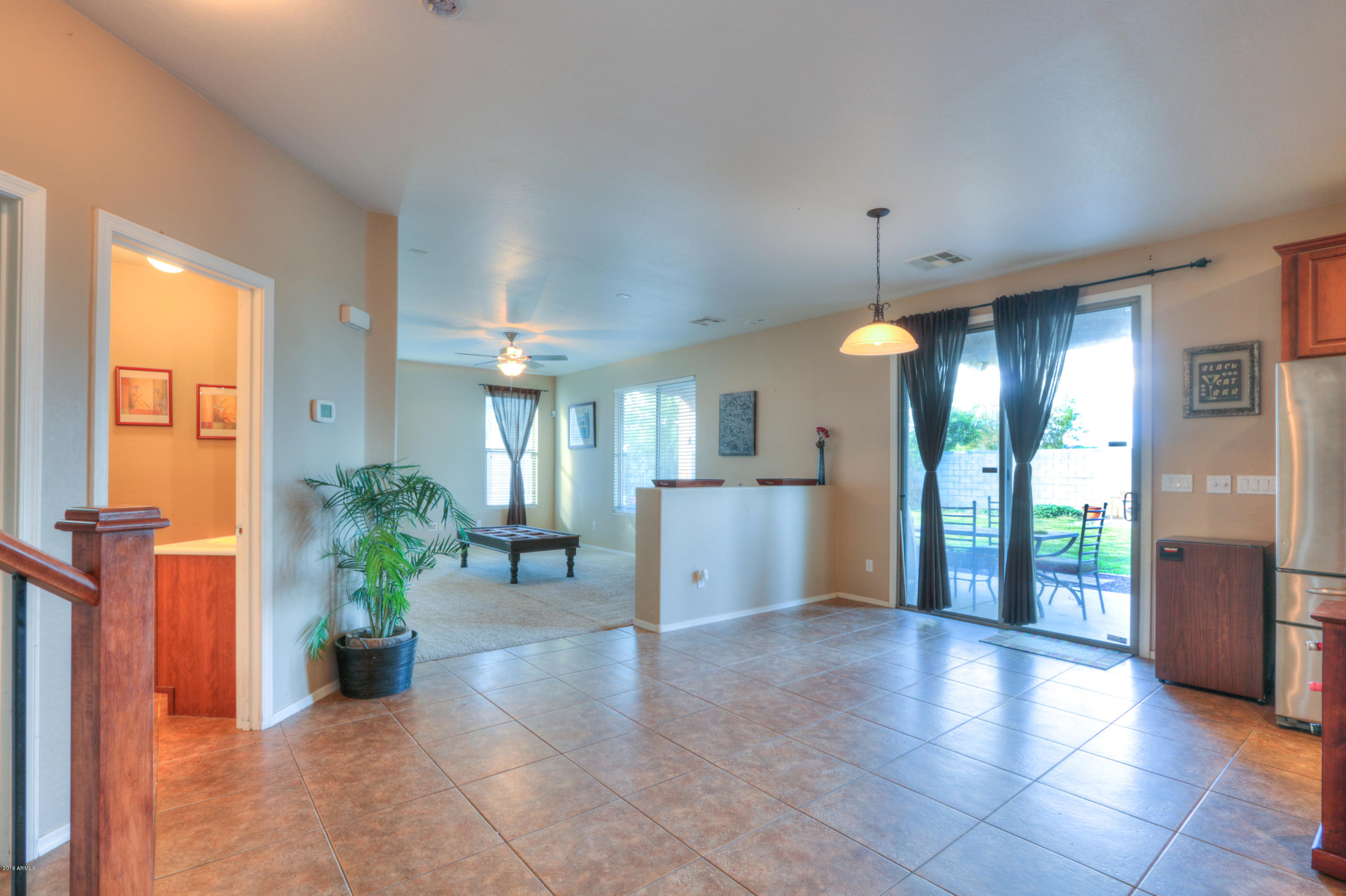 45682 West Mountain View Road Maricopa, AZ 85139 - Photo 10 of 46 Dinning area