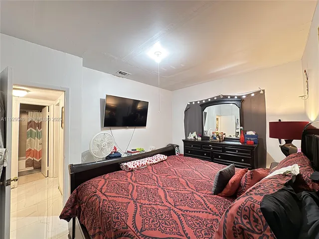 $3,500 | 343 West 42nd Street, Unit A, Hialeah, FL 33012