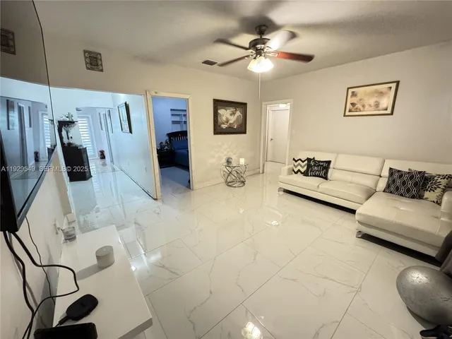 $3,500 | 343 West 42nd Street, Unit A, Hialeah, FL 33012