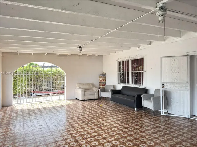 $3,500 | 343 West 42nd Street, Unit A, Hialeah, FL 33012