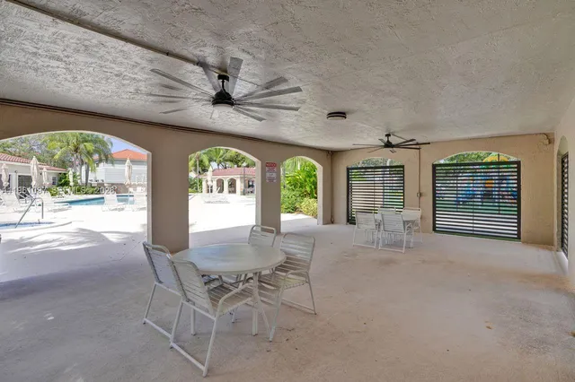 $669,000 | 10190 Southwest 138th Court, Miami, FL 33186