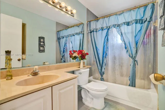 $669,000 | 10190 Southwest 138th Court, Miami, FL 33186