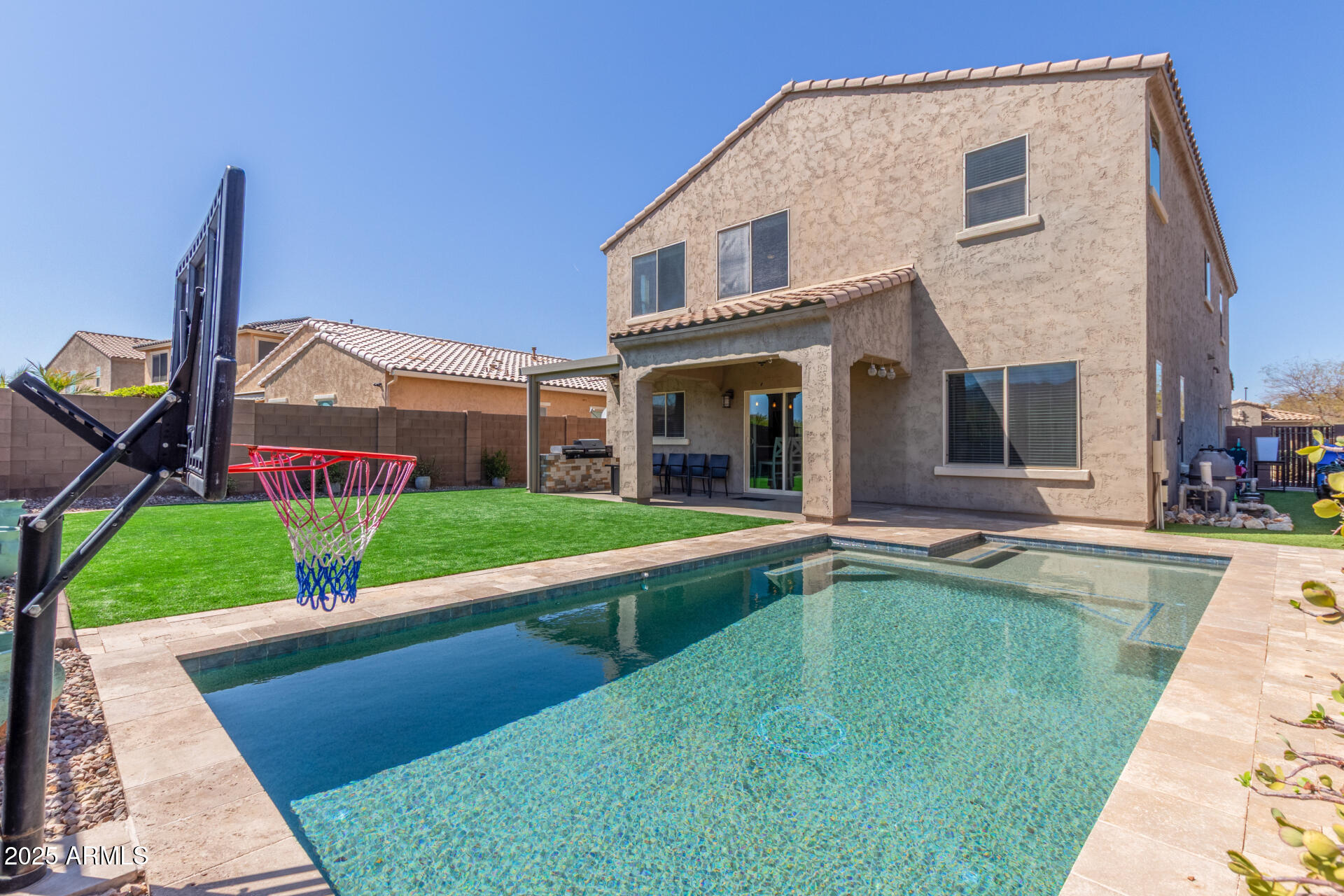 2765 East Gillcrest Road Gilbert, AZ 85298 - Photo 4 of 40 49 Gillcrest