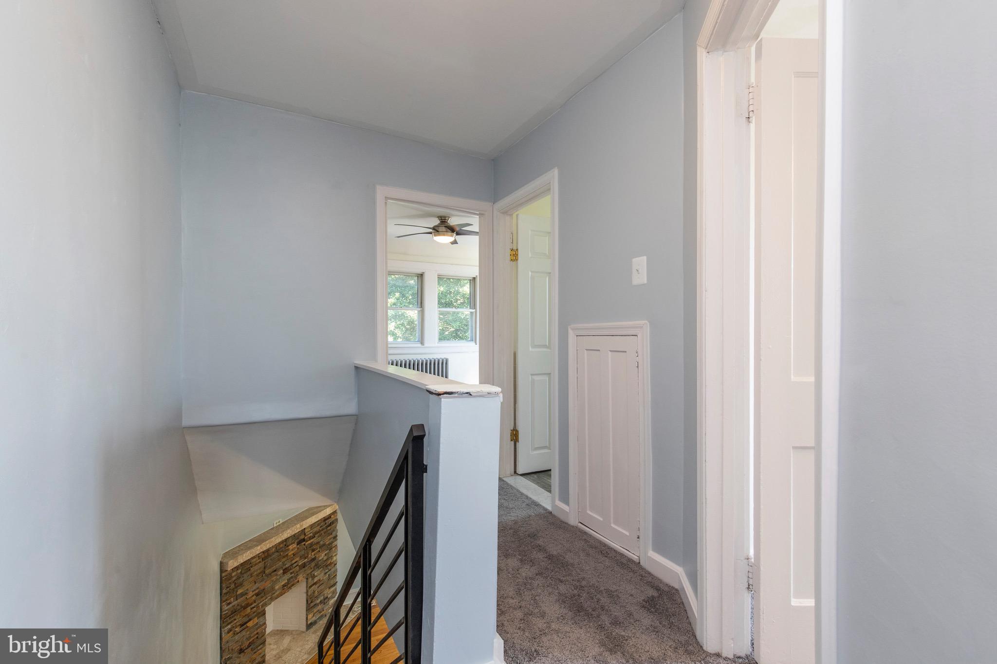 220 Marshall Road Lansdowne, PA 19050 - Photo 17 of 38 Upstairs hallway