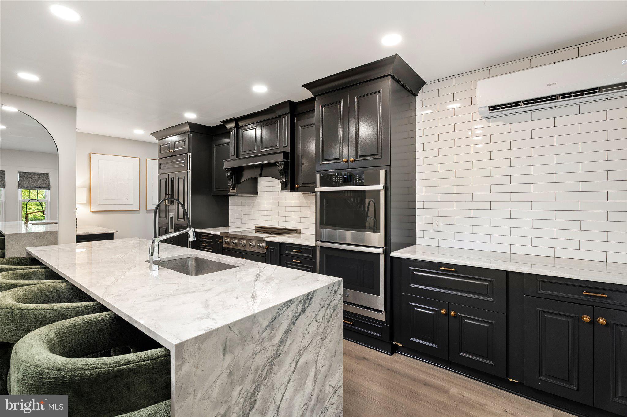 2164 Pennington Road Ewing, NJ 08638 - Photo 15 of 55