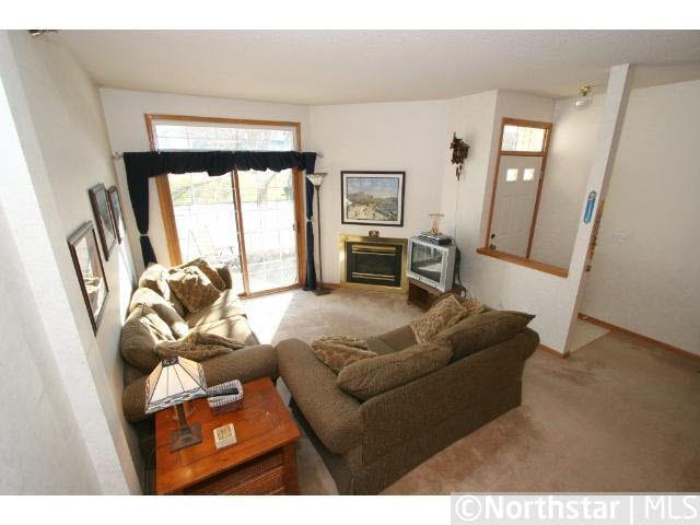 8446 Cortland Road Eden Prairie, MN 55344 - Photo 2 of 13