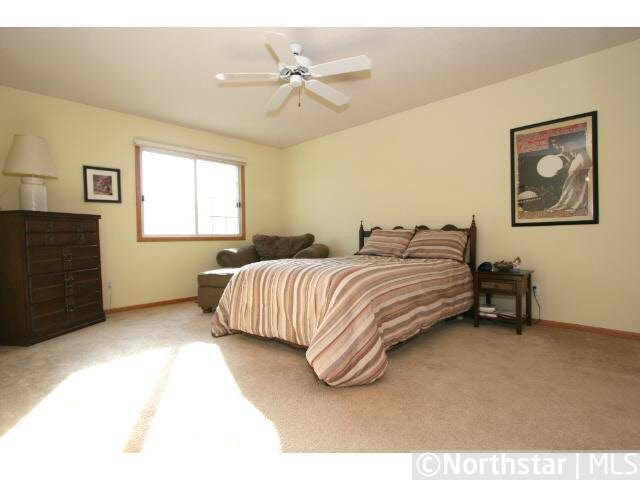 8446 Cortland Road Eden Prairie, MN 55344 - Photo 7 of 13