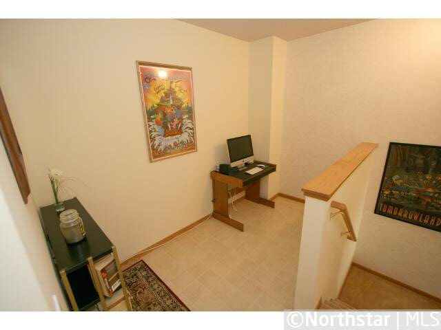 8446 Cortland Road Eden Prairie, MN 55344 - Photo 9 of 13