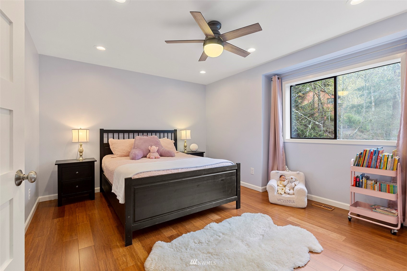 1070 Ridgewood Circle Southwest Issaquah, WA 98027 - Photo 27 of 38 Gallery Image 27