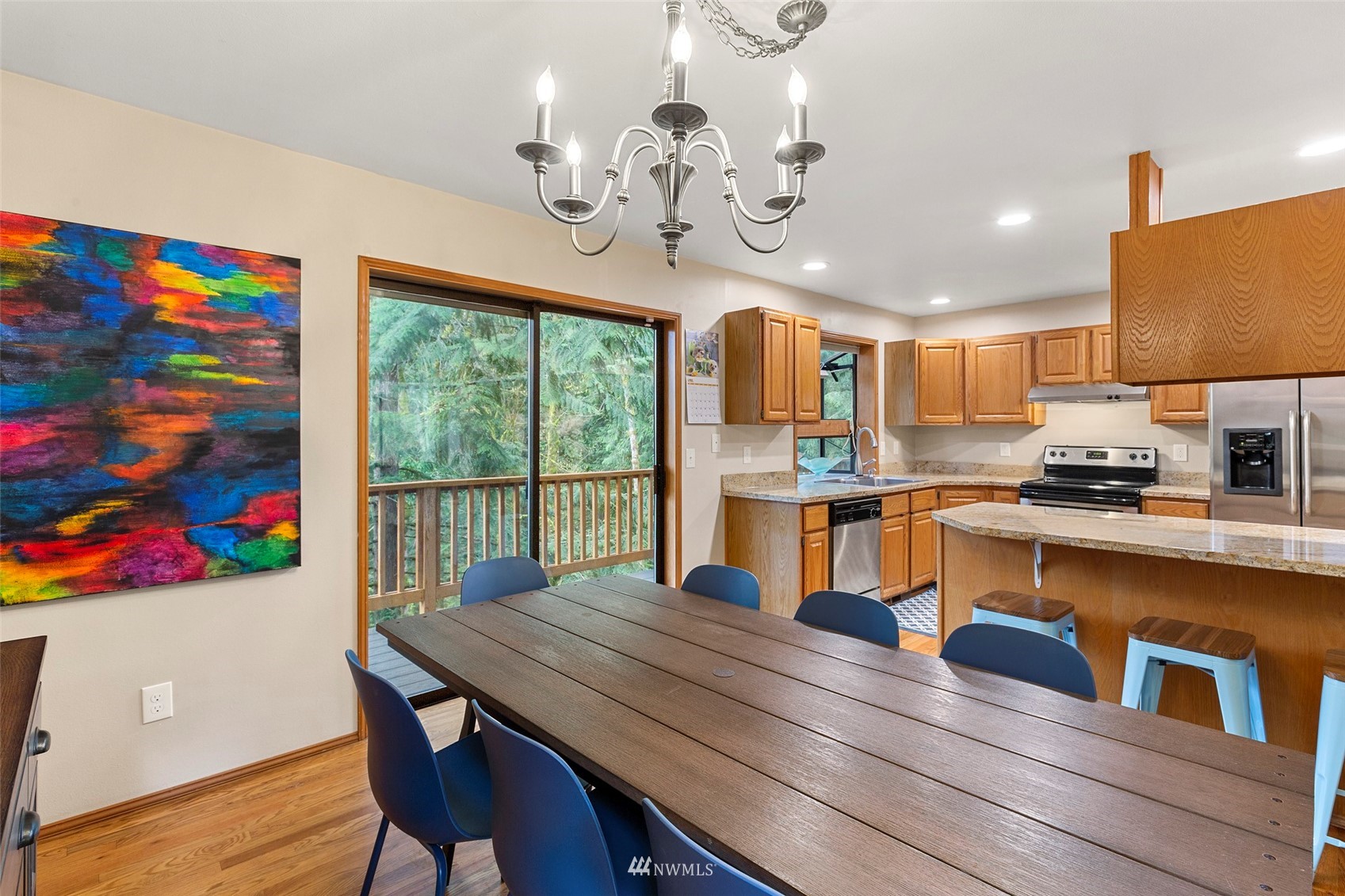 1070 Ridgewood Circle Southwest Issaquah, WA 98027 - Photo 8 of 38 Gallery Image 8