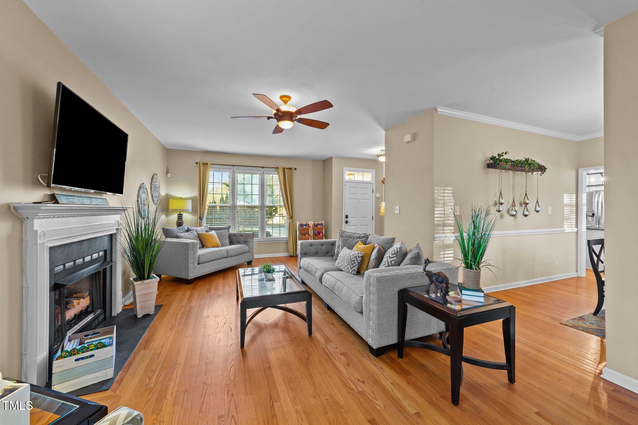 7 Summer Ridge Durham, NC 27712 - Photo 8 of 40 Living room