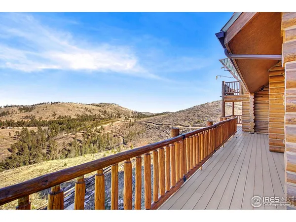 $855,000 | 905 Stratton Park Road, Bellvue, CO 80512