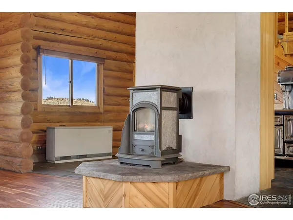$855,000 | 905 Stratton Park Road, Bellvue, CO 80512