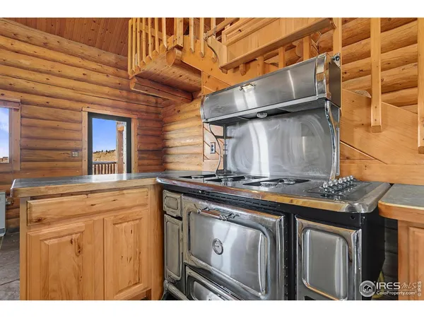 $855,000 | 905 Stratton Park Road, Bellvue, CO 80512