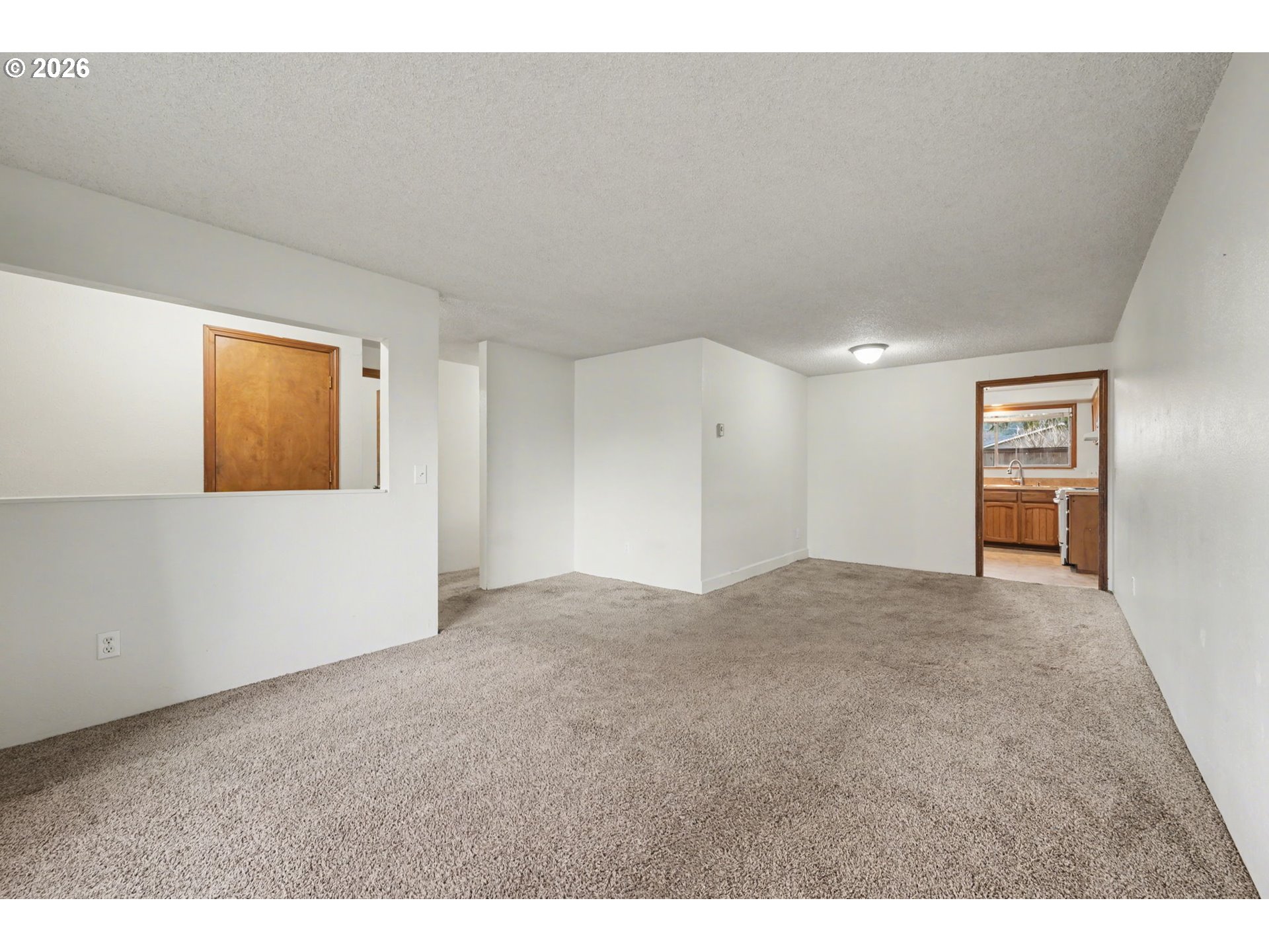 6887 B Street Springfield, OR 97478 - Photo 5 of 43 Gallery Image 5