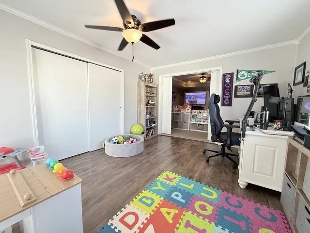 $259,900 | 100 Pin Oak Lane, Harrisburg, IL 62946