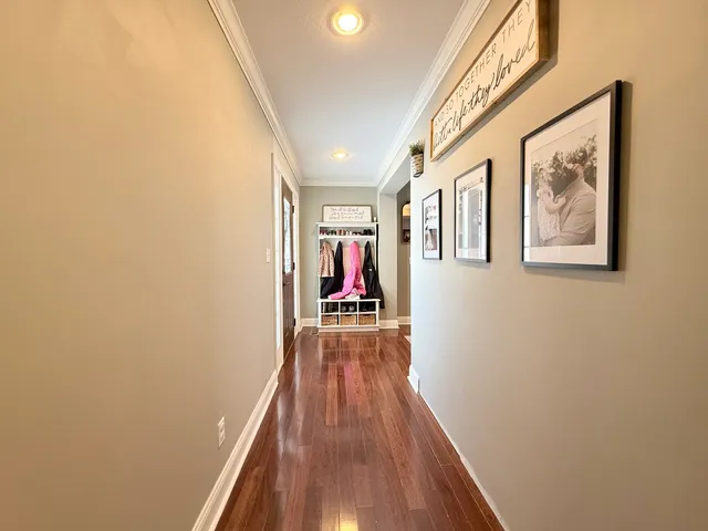 $259,900 | 100 Pin Oak Lane, Harrisburg, IL 62946