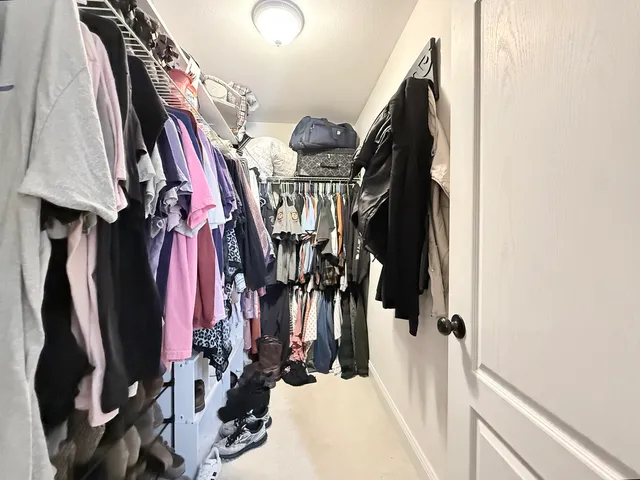 $259,900 | 100 Pin Oak Lane, Harrisburg, IL 62946