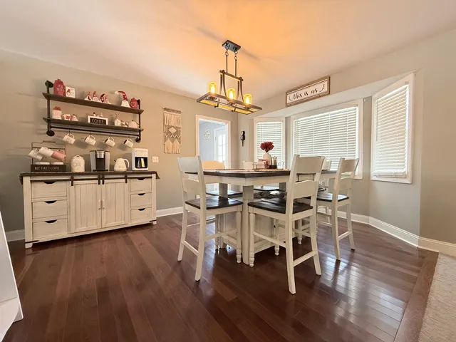 $259,900 | 100 Pin Oak Lane, Harrisburg, IL 62946