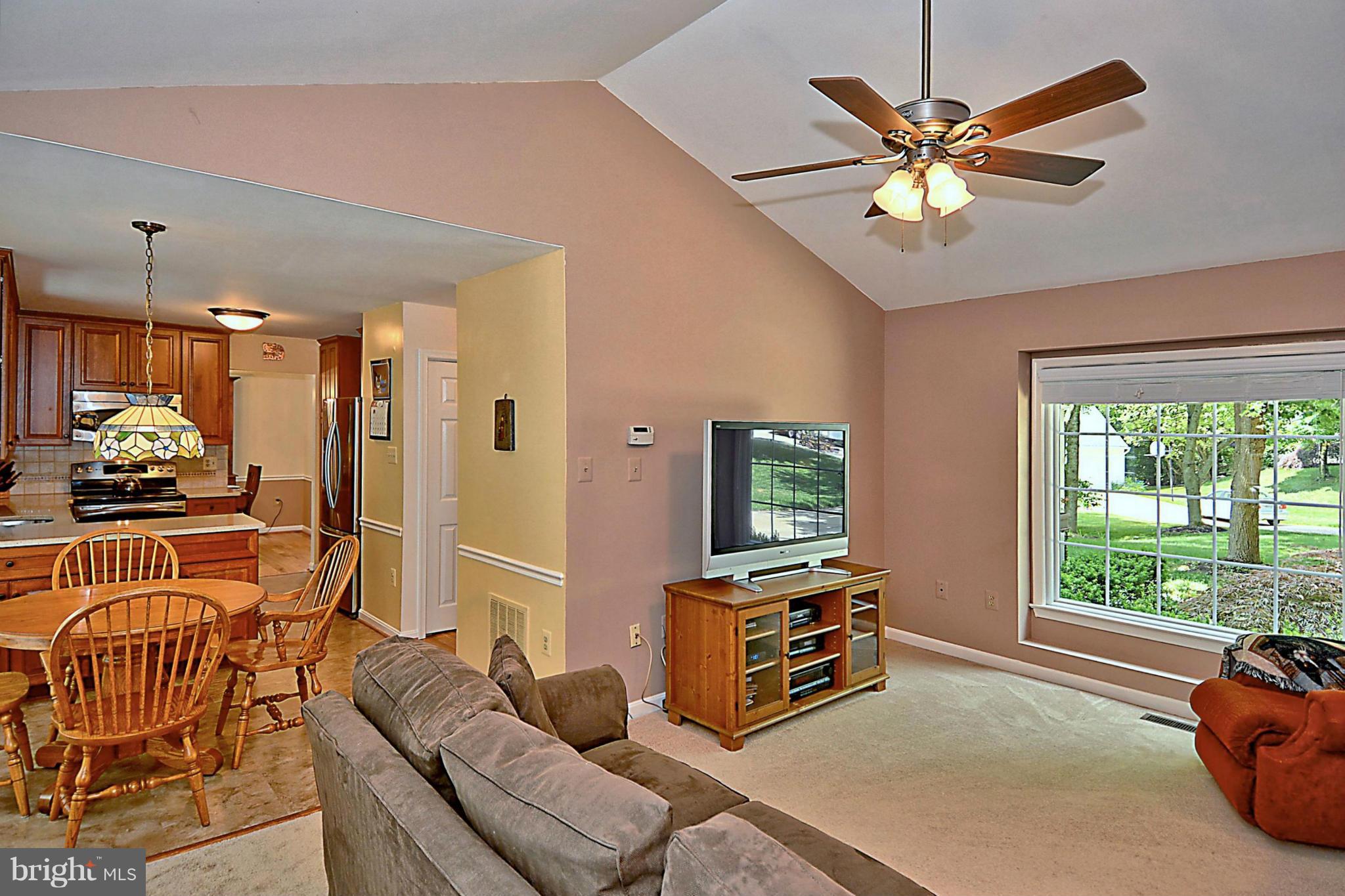7717 Modisto Lane Springfield, VA 22153 - Photo 12 of 30 Family Room