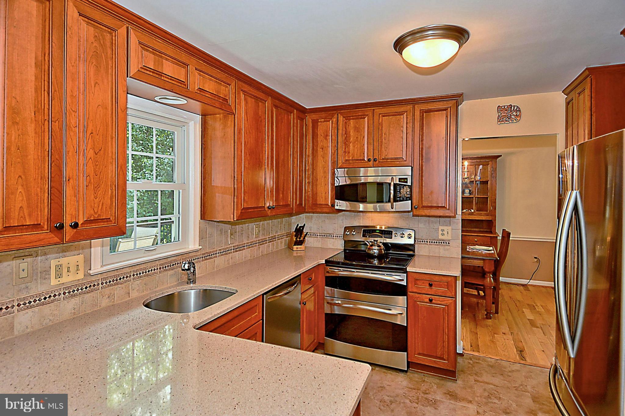 7717 Modisto Lane Springfield, VA 22153 - Photo 4 of 30 Kitchen