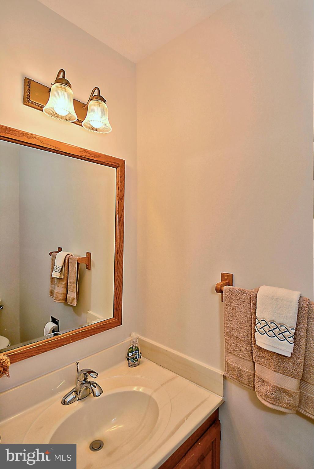 7717 Modisto Lane Springfield, VA 22153 - Photo 7 of 30 Interior (General)