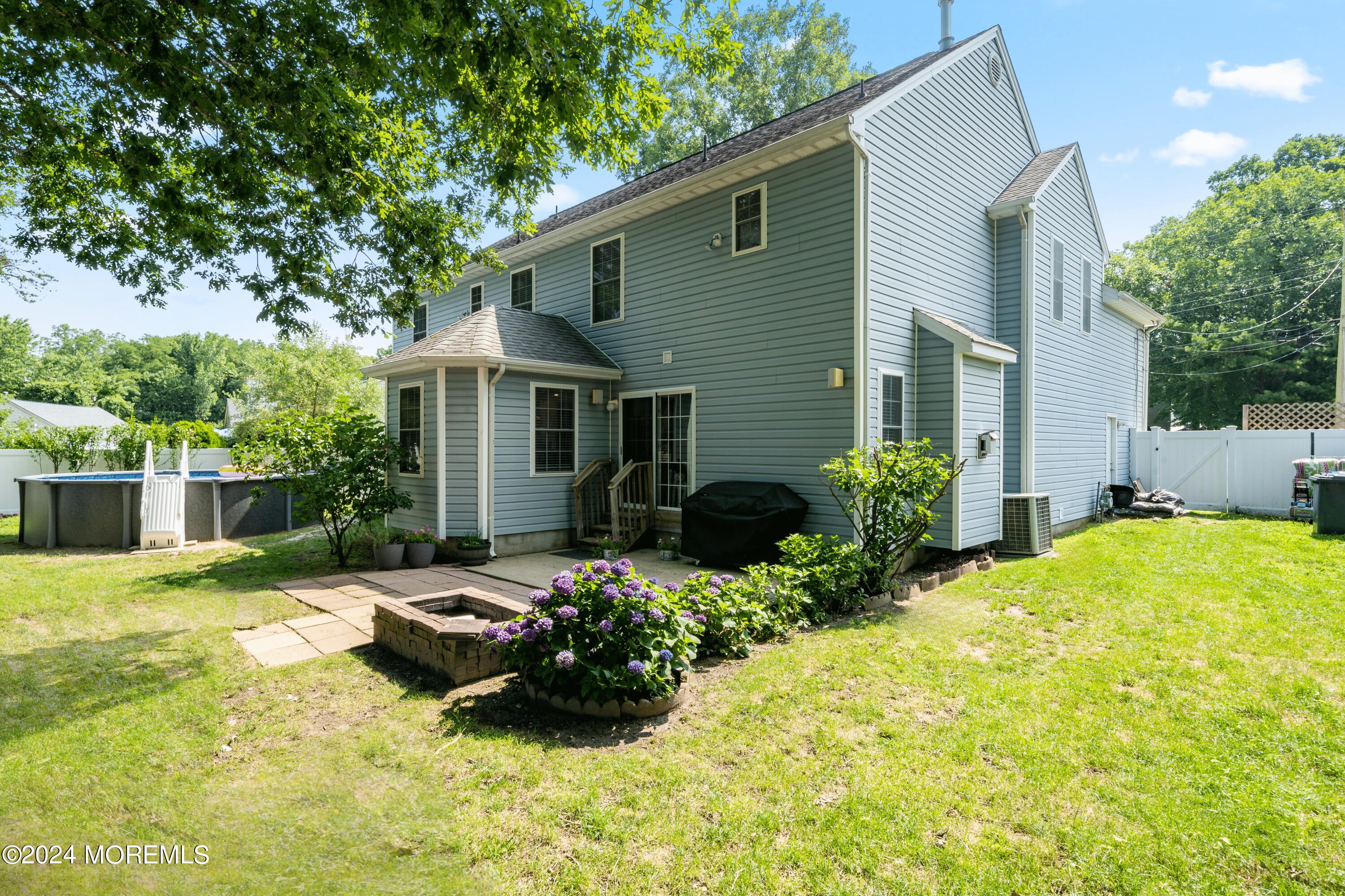 128 Commodore Road Manahawkin, NJ 08050 - Photo 34 of 43 3