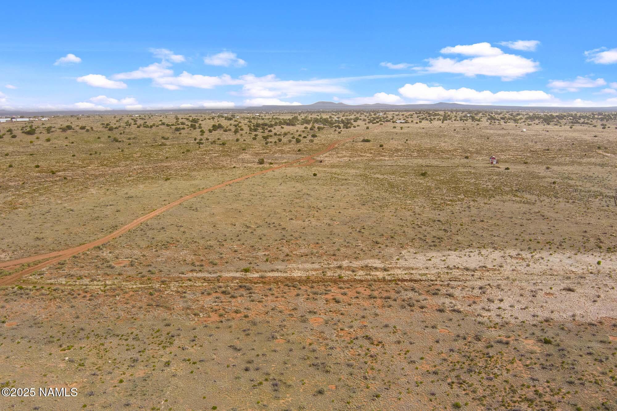 652 Pine Road Williams, AZ 86046 - Photo 2 of 26 a view of an ocean