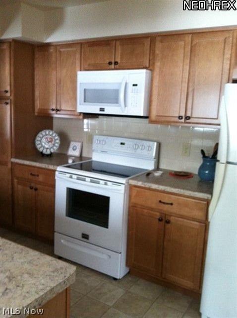 31025 Cedar Road Cleveland, OH 44124 - Photo 4 of 13 Gallery Image 4