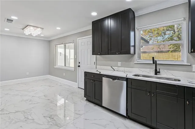 $289,000 | 2316 Alex Kornman Boulevard, Harvey, LA 70058