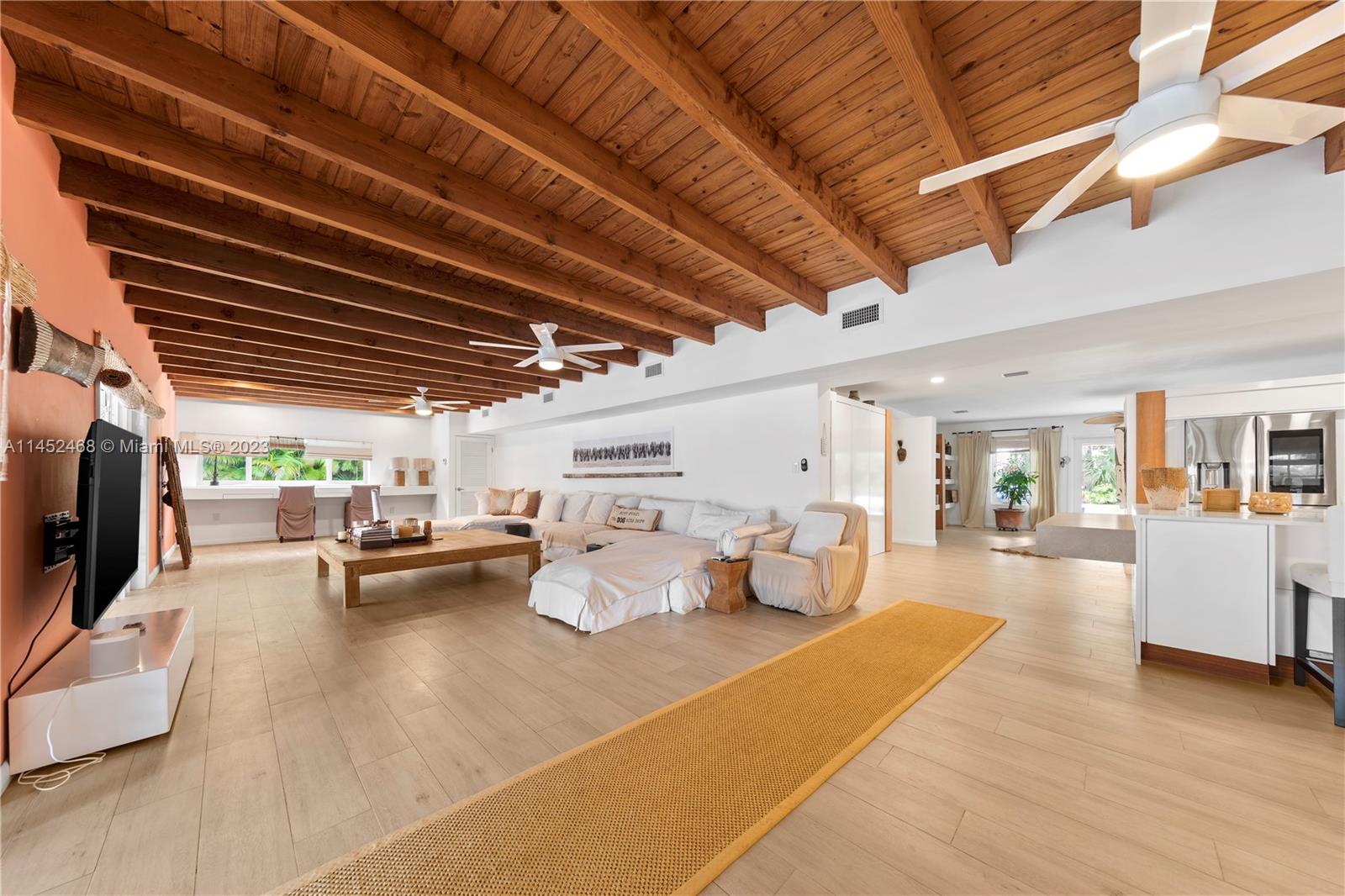 18995 Southwest 288th Street Homestead, FL 33030 - Photo 14 of 54