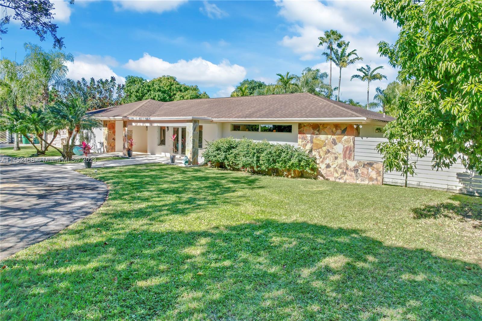 18995 Southwest 288th Street Homestead, FL 33030 - Photo 6 of 54