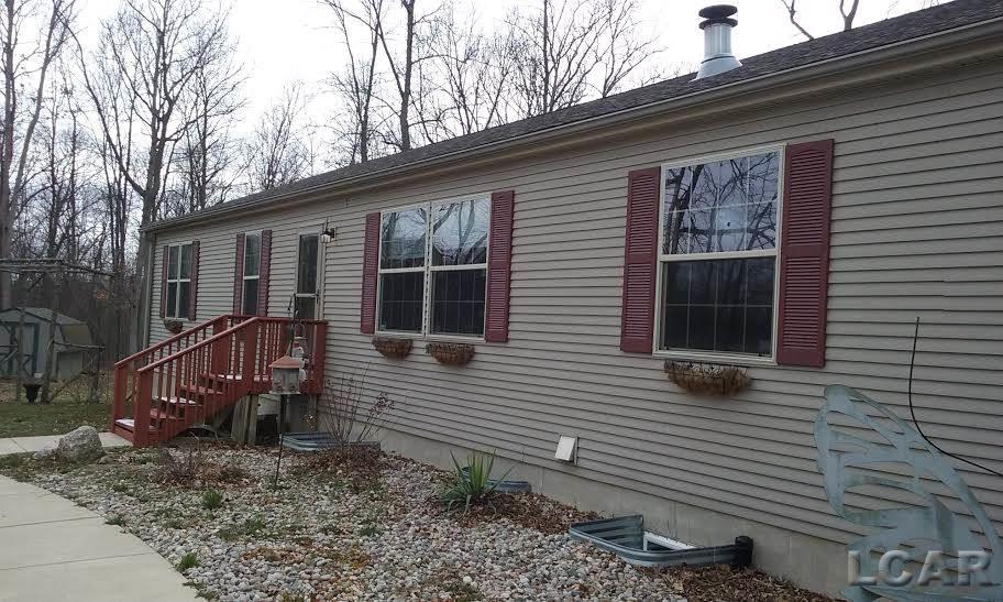 10008 Baker Road Jerome, MI 49249 - Photo 2 of 19 31285401-1.JPG