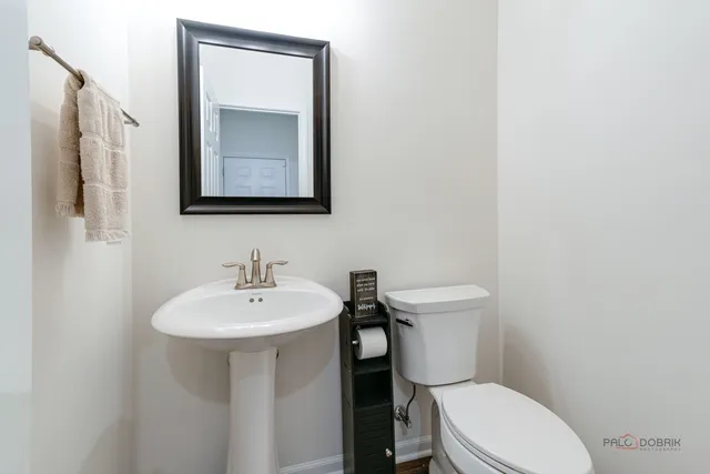 $679,000 | 23113 North Pinehurst Drive, Kildeer, IL 60047